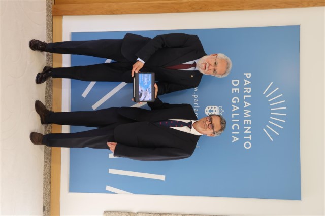 Entregados no Parlamento de Galicia a Memoria 2023 do Consello de Contas e o informe de fiscalización das eleccións autonómicas